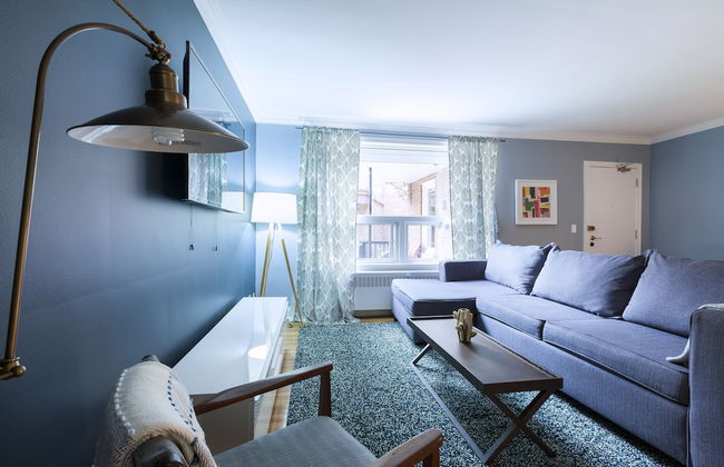 Spacious Apartment in Forest Hill (Free Parking) - Photo 5