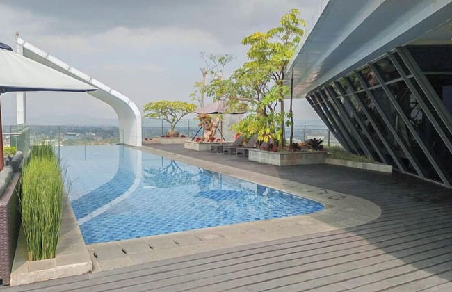 Cozy And Warm Studio Room At Uttara The Icon Apartment - Photo 17