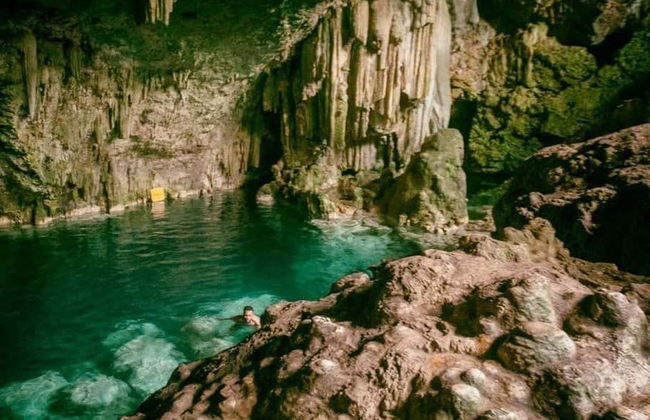 Snorkelling at Coral Beach + Saturn Cave - Foto 5