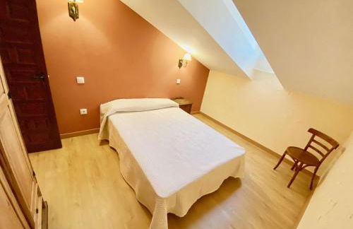 La Parada de Jimena-Casa rústica rodeada de bodegas en Rueda - Foto 8