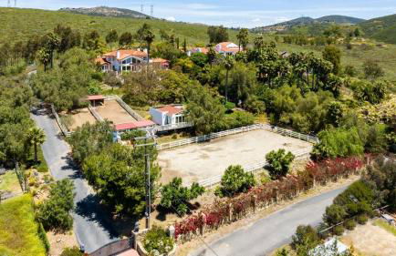 Private Estate w Pool Hot Tub Fire Pit Near Encinitas The Ranch by AvantStay - Foto 73