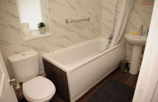 Cosy Orrell Park Retreat Near Anfield and Aintree - Foto 9