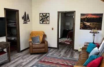 Rock Lodge Complete with Covered Parking - Foto 23