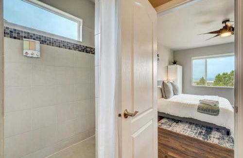 Mountain Breeze Villa w Mountain Views and Air Hockey - Foto 27