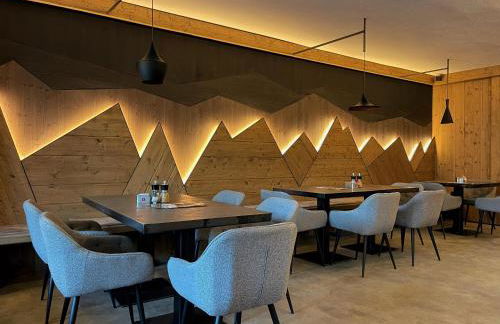 Best House snc di Elisa Baroni e Beatrice Dei Cas - Foto 40