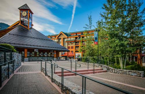 Sunlit Forest Haven - Foto 7