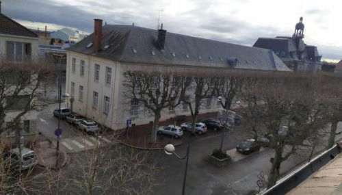 Bel appartement en plein coeur de ville - Foto 3