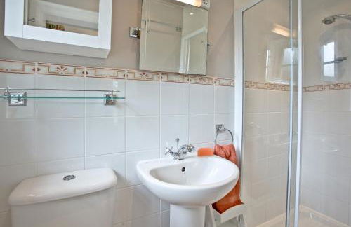 Cregoes, Mylor - Bungalow - Riverview - Free Parking & WiFi - Pet friendly - Foto 11