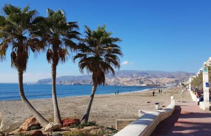 Apartamento El Zapillo - Foto 4