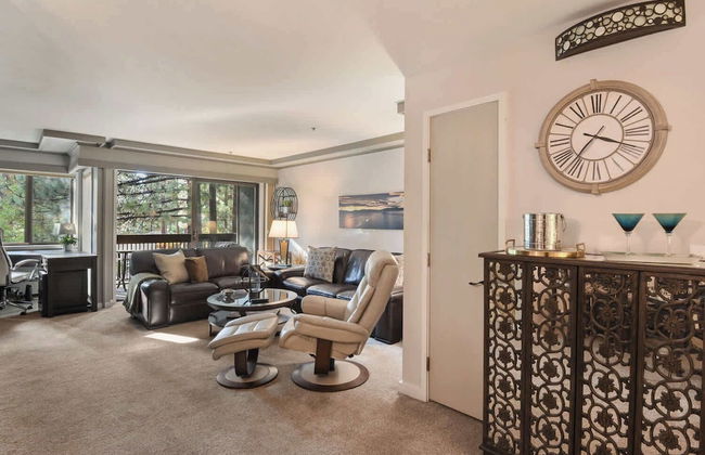 Escape to Incline Village! Min to Beach and Skiing - Photo 1