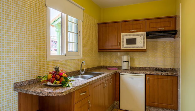 Apartamentos la Caleta - Foto 5, Eigene Küche