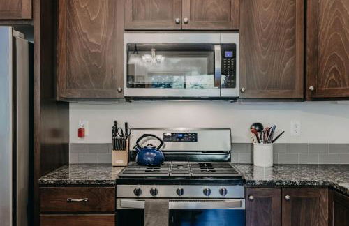 47MF - WiFi - Fireplace - Sleeps 6 - Foto 15