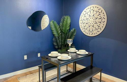 Mid Century With Pool GYM and Parking 10min to Cedars - Photo 13