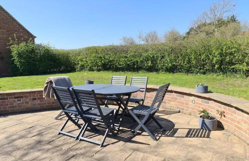 Brisley North Norfolk cosy cottage garden pub and walks - Foto 33