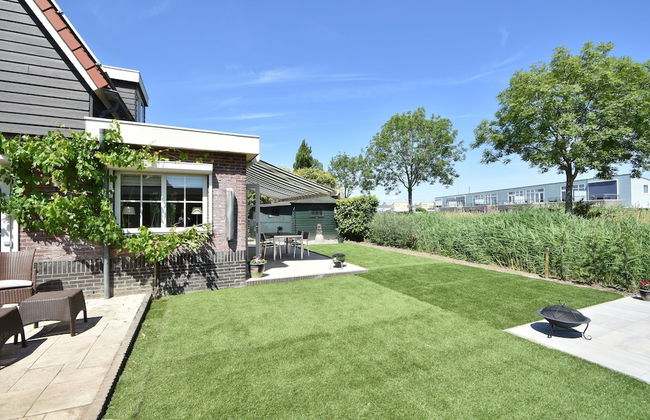 Enticing Holiday Home in Oude With Garden - Foto 32