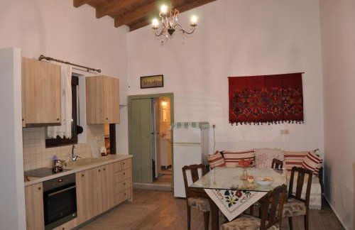 House For Rent In Apostolous - Foto 4