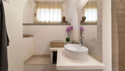 VACANZE VICINO ALLE PISTE - Vicino a Parcheggio e Centro Benessere - Parco Naturale Adamello Brenta - WI-FI & Netflix - Foto 5