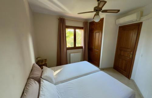 Beautiful Spacious Villa with Mountain View and Private Pool - Foto 50