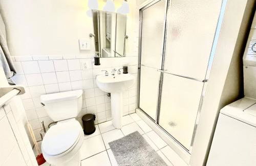 Incredible Location - Large Center City 2 BR - Foto 17