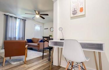 2BR Cedar Lane Road Retreat at Swamp Rabbit Trail! - Foto 6