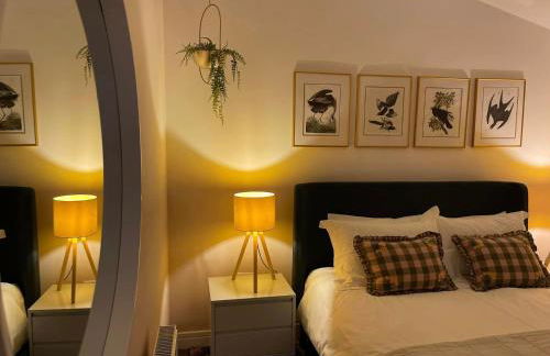 Woodpecker Lodge - Brook Meadow - sleeps 4 plus 2 - no pets - Foto 10