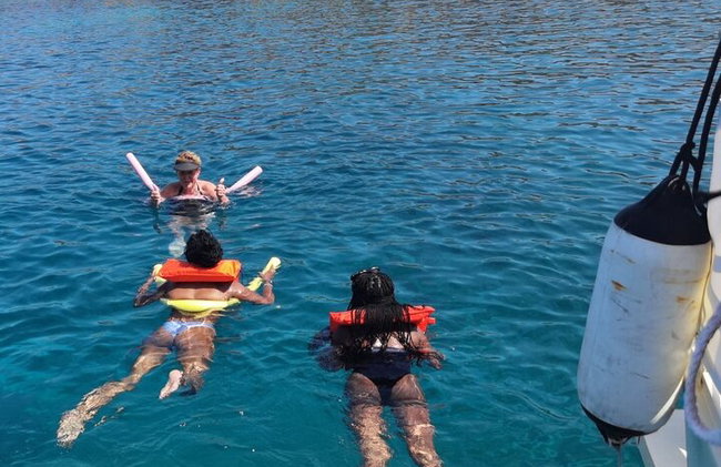 Crucero privado diario o Puesta del sol para nadar Máx. 15 personas - Foto 21