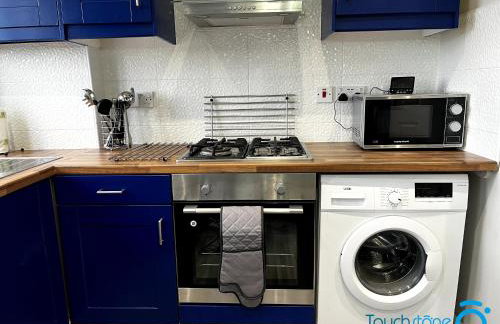 Stylish Cosy Home - M42, Airport, NEC & Train St - Photo 28