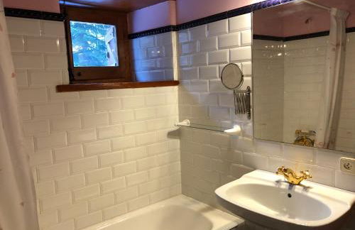 Casa de piedra con encanto en el bonito pueblo de Bagergue - Foto 24