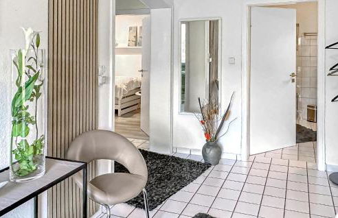 2 Bedroom Cozy Apartment In Bad Pyrmont - Foto 6