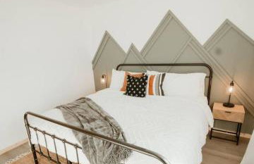 New Cabin Pet Friendly With A Game Room And King Beds - Foto 29