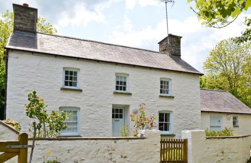 Llangrannog - Photo 1