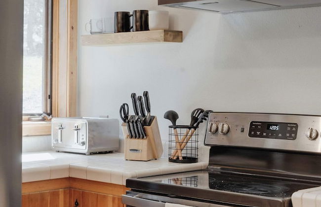 North Lake Hideaway Prime Locale for Outdoor Fun - Foto 13