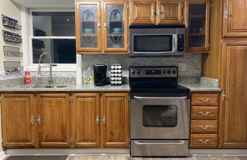 Day Street - Walk to Harpers Ferry NP - Foto 8