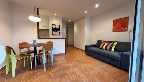 Parc Golfet - Apartamento para 3 con WiFi, AC y Piscina - Foto 3