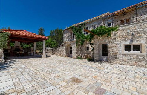 2 Bedroom Lovely Home In Blato - Foto 13