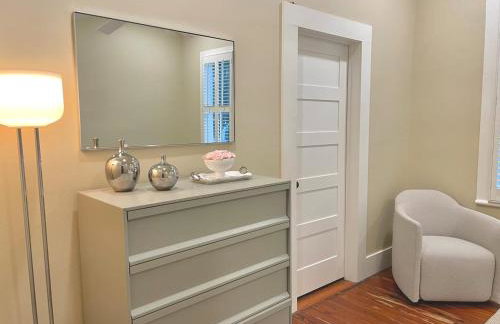 Elegance & Charm 27 Steps To Old Christ Church - Foto 21