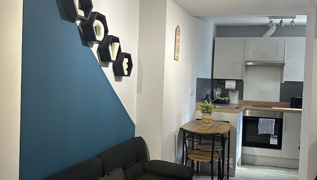 Cozy Studio In The City Centre by Luxesuites - Foto 3, Zona de estar