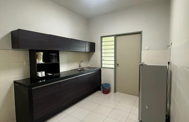 D'Embassy Serviced Residence Suites - Photo 23