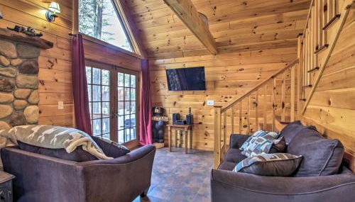 Secluded Conway Home with Theater Room and Hot Tub! - Foto 4