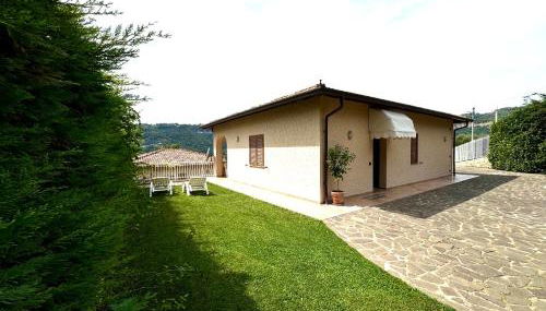 Pink House - Photo 3