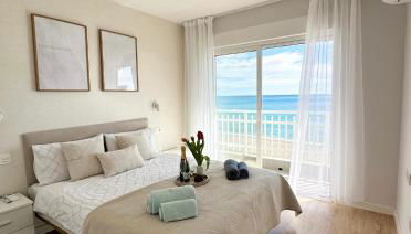 Horizonte 3 Charming apartment with breathtaking sea view at first line of Fuengirola beach - Photo 2, towels, wardrobe