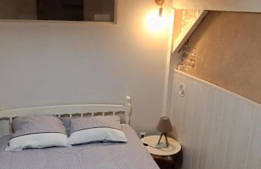 Appt climatisé, 4 à 6 couchages Tarn, Albi, Gaillac, Cordes, Wifi gratuit, boîte à clés, proche commodités et gare routière - Foto 9