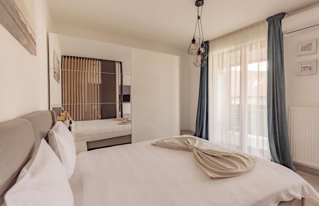 ZEN Central Apartments - Photo 43