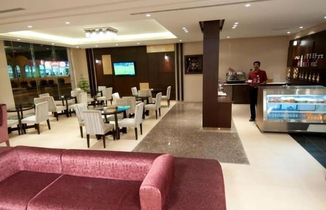 Riyadh Dior - Foto 2