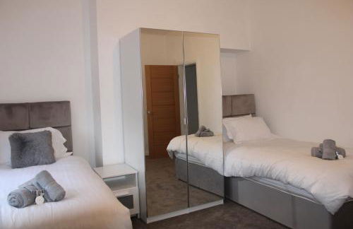 Beautiful, Spacious, Old Trafford home - Foto 19