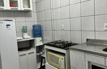 Apto no Centro, perto de tudo, com Wi-Fi 500Mb, Portaria 24h, Check in independente - Photo 2