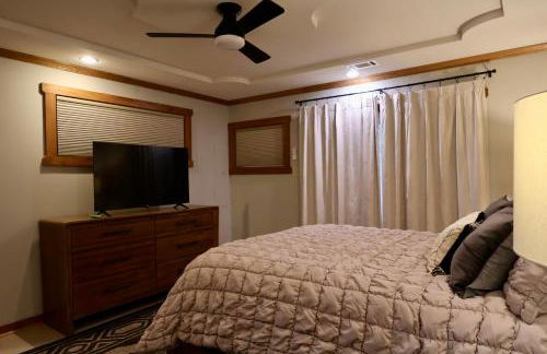 Hidden Hillside Retreat - A Secluded Modern Cabin - Foto 7