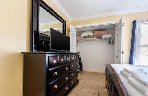 Renovated 3BR Dog Friendly Pond View W/D - Foto 64