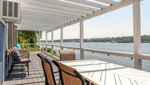 Riverfront Home with a View! - Foto 2
