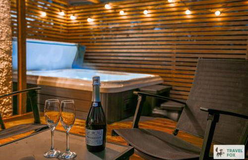 Daisy Cottage - Two bed country retreat with hot tub - Foto 1